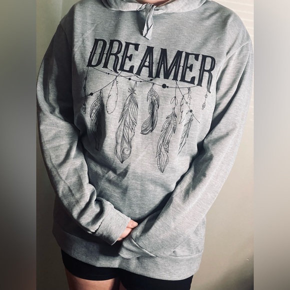 Dreamer 🪶 Hoodie - Picture 3 of 4